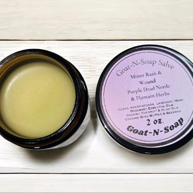 Organic Natural Ingredient Salve for Minor rash and wound care